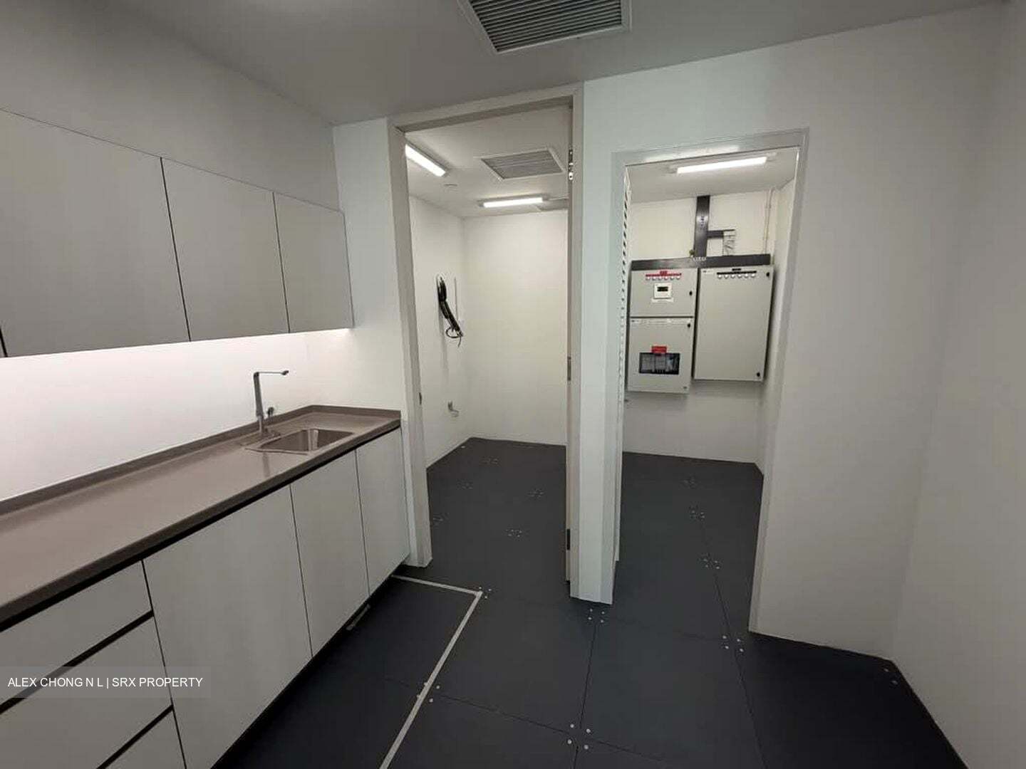Hub Synergy Point (D2), Office #541625771